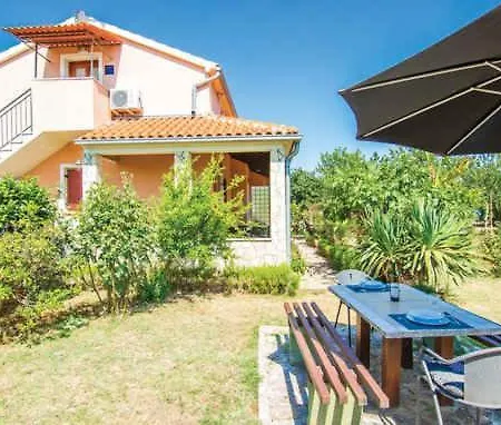 With A - C In Rovinj-istrien 44546 Apartment *